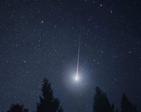 Great Ball Of Fire Shooting Star Spotted Over Ireland Sparks Meteorite