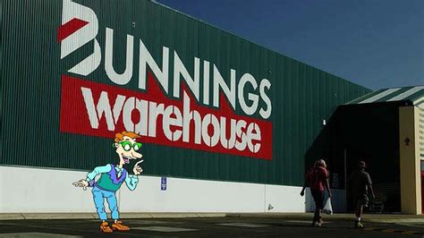 Aussie Holiday Special 1 Drew Pickles Goes To Bunnings Warehouse