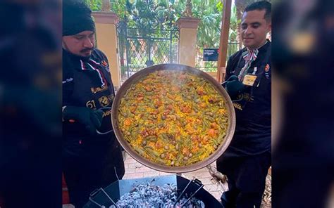 Chefs Mexicanos Ganan Concurso Por Hacer La Mejor Paella Del Mundo El