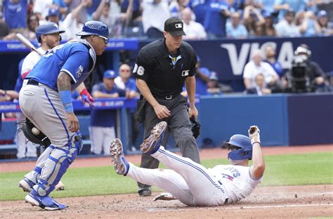 KCs Ragans Throws Three Straight Wild Pitches Blue Jays Sweep Royals