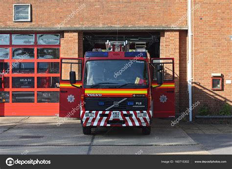 British Fire Engines Surrey Fire And Rescue Service Chertsey Fire