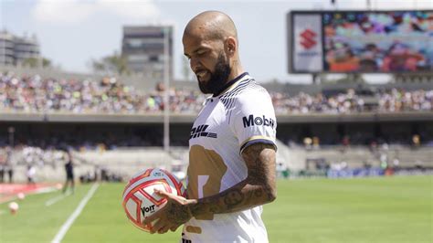 El Club Mexicano Pumas Anula El Contrato De Dani Alves Tras Ser