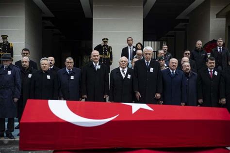 Eski I Leri Bakan Cahit Bayar Son Yolculu Una U Urland Resim