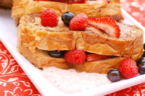 Berry Stuffed French Toast With Vanilla Yogurt Sauce Recipe