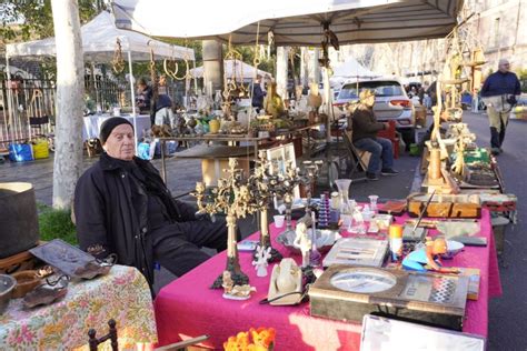 Il mercatino delle pulci a Catania tra antichità e sapori quando e