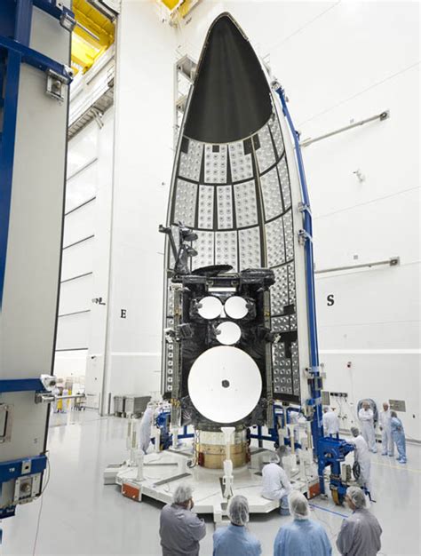 Spaceflight Now Atlas Launch Report Aehf Encapsulated For Launch