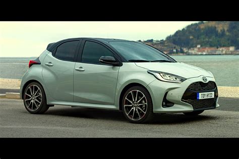 Toyota Apresenta A Nova Campanha Felizes Juntos Destinada Ao Yaris