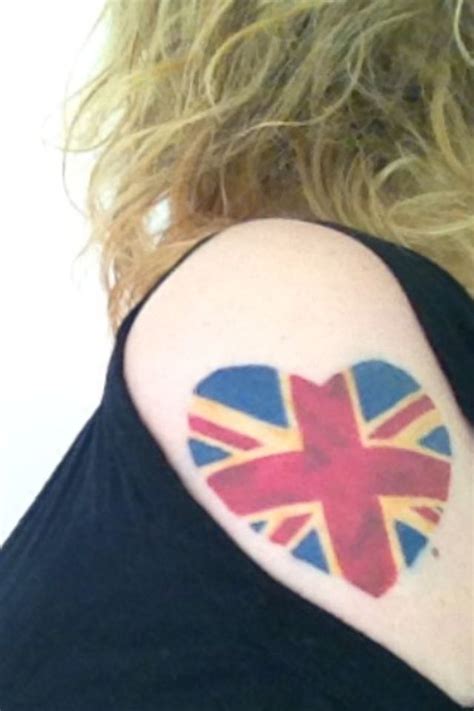 union jack shoulder tattoo