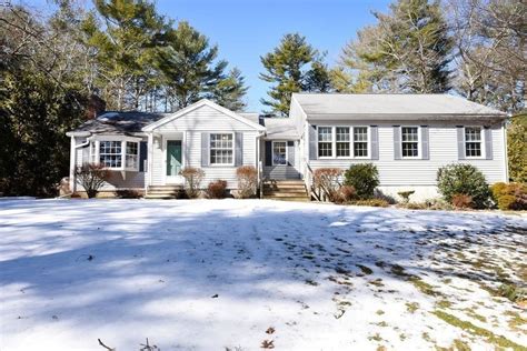 Rochester, MA Real Estate - Rochester Homes for Sale | realtor.com®