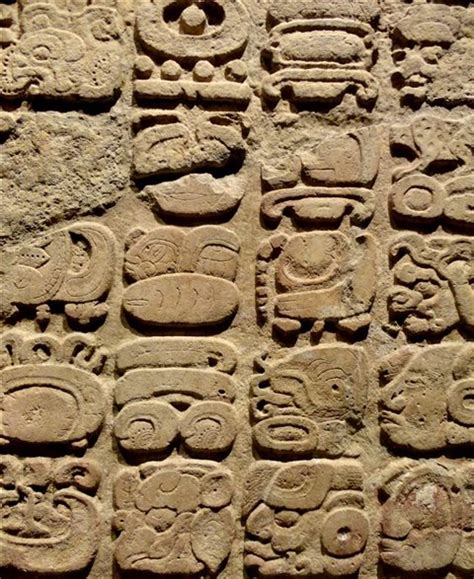 La escritura jeroglífica de los antiguos Mayas