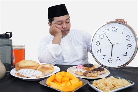 Agar Tak Terasa Lapar Dan Lemas Ini Tips Kuat Puasa Tanpa Sahur