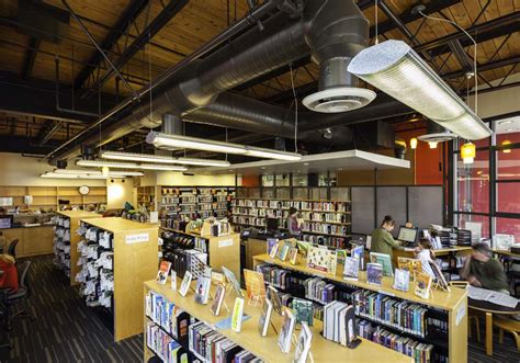 Wallingford Branch | The Seattle Public Library