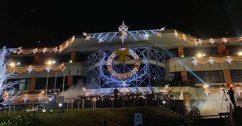 V Deo Confira Como Foi Abertura Da Programa O De Natal Em Joinville