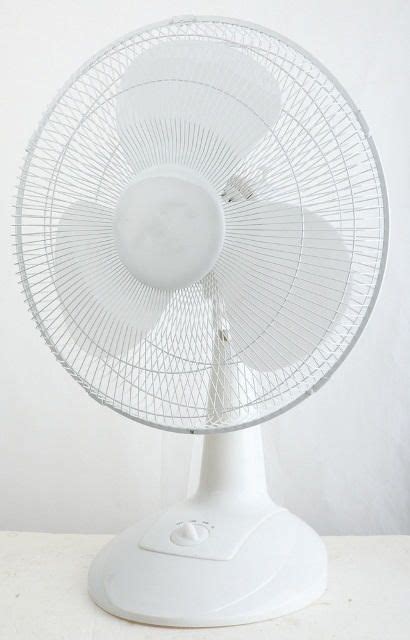 Mainstays Speed Oscillating Table Fan Ft Mbw White