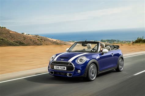 2019 Mini Hardtop And Convertible Arrive Ahead Of Detroit Automobile Magazine