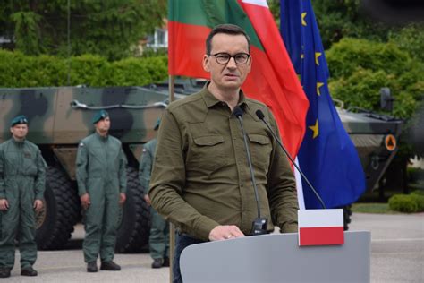 Mateusz Morawiecki Odwiedzi Suwa Ki Z Prezydentem Litwy M Wi O