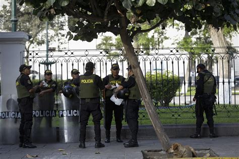 Lasso Arremete Contra Castillo