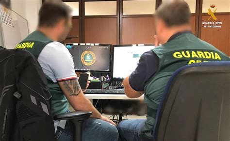 La Guardia Civil Alerta Estafas En Almer A Con Sms Que Simulan