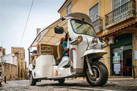 Oporto tour privado en tuk tuk con crucero por el río y cata de vinos