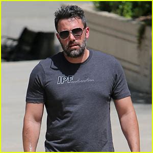 Ben Affleck To Direct Star In Standalone Batman Movie Batman