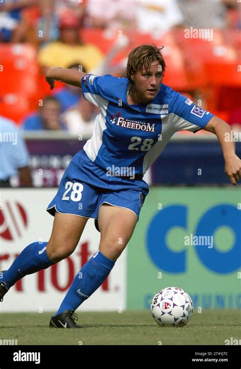 Magicjack Abby Wambach At Marilyn Jayson Blog