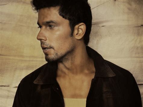 Randeep Hooda Photos Images Hd Wallpapers Randeep Hooda Hd Images