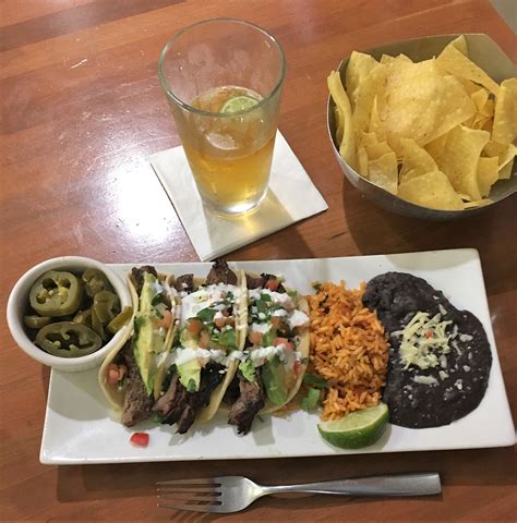 5 Ways to Stay Fit While Traveling for Work | The Accidental Marathoner