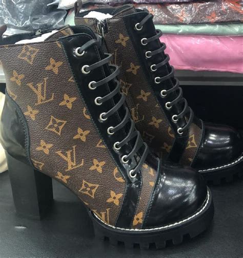 Coturno Louis Vuitton Bota Feminina Louis Vuitton Nunca Usado