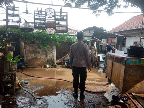 Si Jago Merah Hanguskan Rumah Di Gunung Putri Bogor Sorot Rakyat