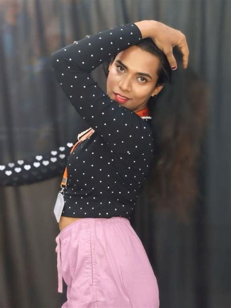 TRANSGENDER WAITING FR SK UR COCK WORKSHIP SOFT BOOBS N PUSSY Velachcheri