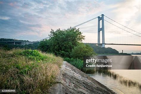 Jiangyin Suspension Bridge Photos and Premium High Res Pictures - Getty Images