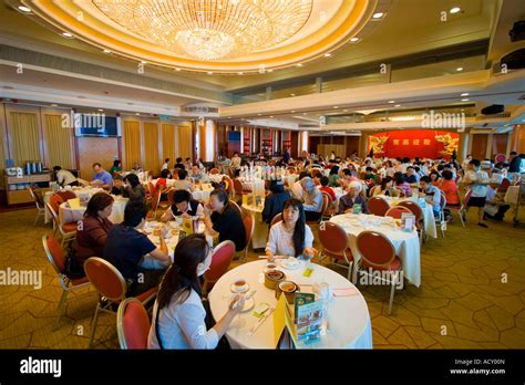 Hong Kong Dim Sum Restaurant Stock Photo - Alamy