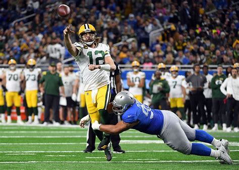 How To Watch Lions Vs Packers Tonight Time Channel Schedule