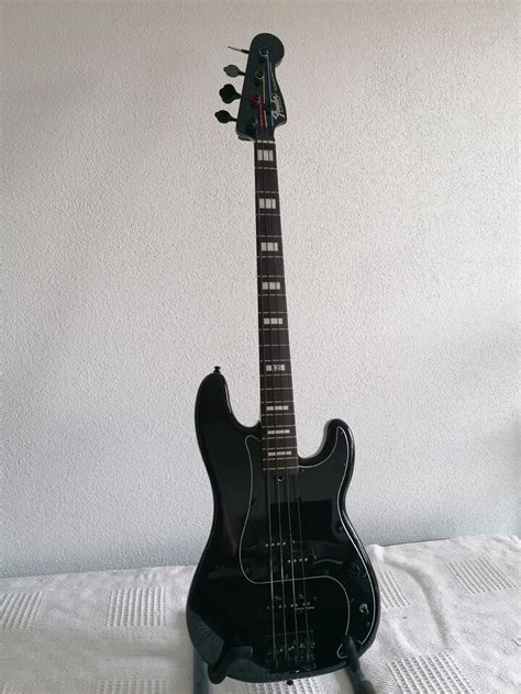 Reserviert F R Ross Fender Duff Mckagan Deluxe Precision Bass Bassic De