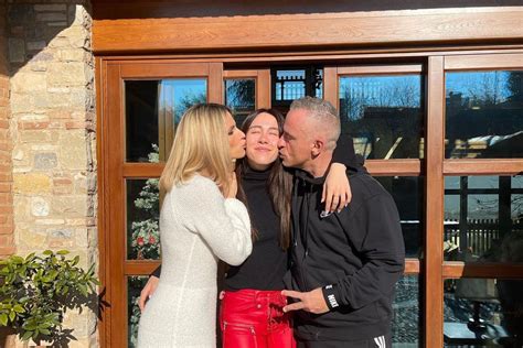 Amore Pur Michelle Hunziker Eros Und Aurora Ramazotti Im TV Vereint