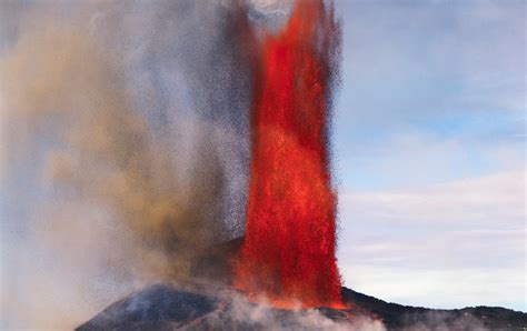 What Causes A Volcano To Erupt And How Do Scientists Predict Eruptions Scientific American