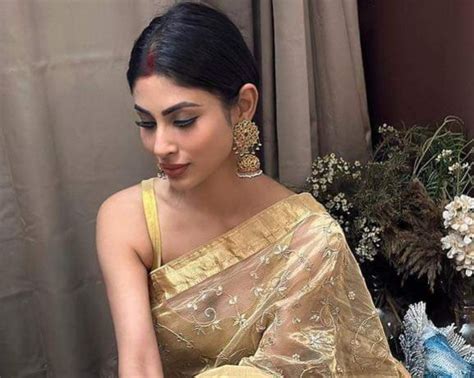 Mouni And Suraj Celebrates Their First Karwa Chauth Kolkata Today