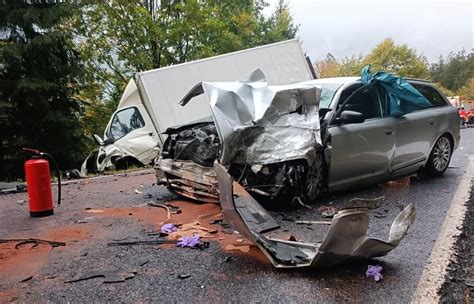 Frau Stirbt Bei Unfall Nahe B Rnau F Nf Verletzte