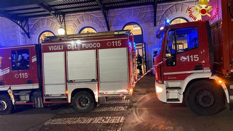 Principio Di Incendio In Stazione Guardia Giurata Finisce In Ospedale