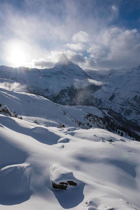 mountain matterhorn zermatt switzerland 11914020 Stock Photo at Vecteezy