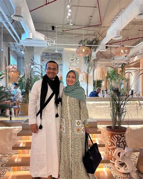 8 Portraits Of Sahrul Gunawan S Hajj With His Wife Thanks To The