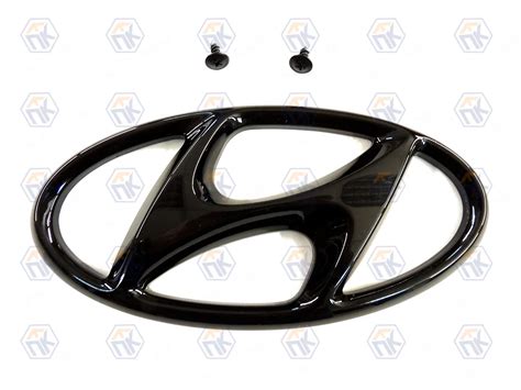 Эмблема на решетку радиатора HYUNDAI CRETA. Знак Хюндай на решетку ...