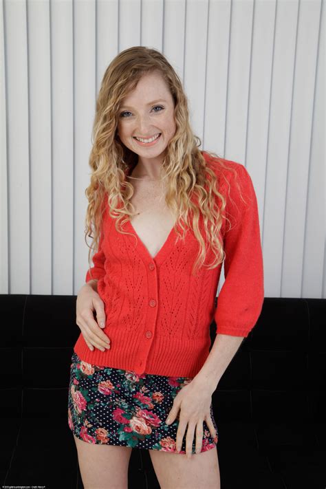 ZzUp Free Porn Pics Sex Art Photos Offshore Pictures Sharing