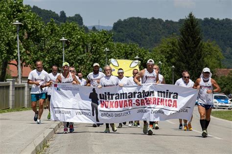 Oslobo Enje Ultramaratonci Iz Vukovara Stigli U Poto Are Ovakve