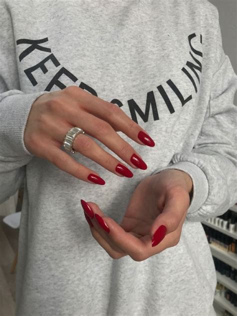 Red Nail Trends For Winter 2023 2024 20 Ideas Stay Chic And Cozy