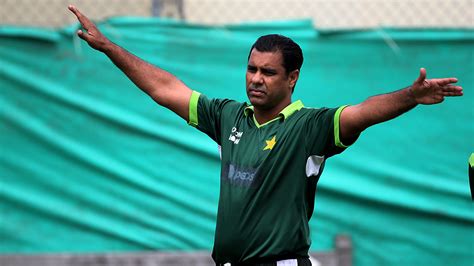 waqar returns   helm cricketcomau