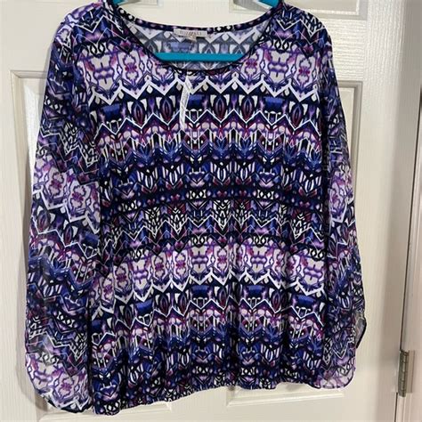 Roz Ali Tops Nwt Mosaic Bell Sleeve Blouse Poshmark