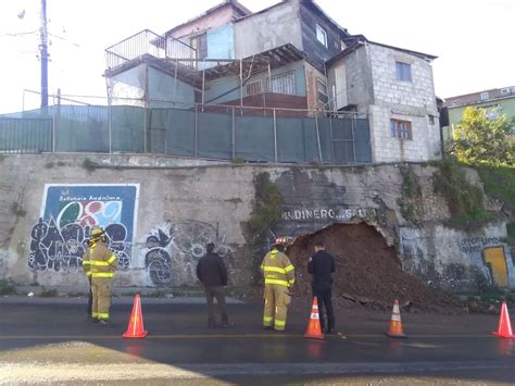 Colapsa muro de contención en la colonia Altamira Semanario ZETA