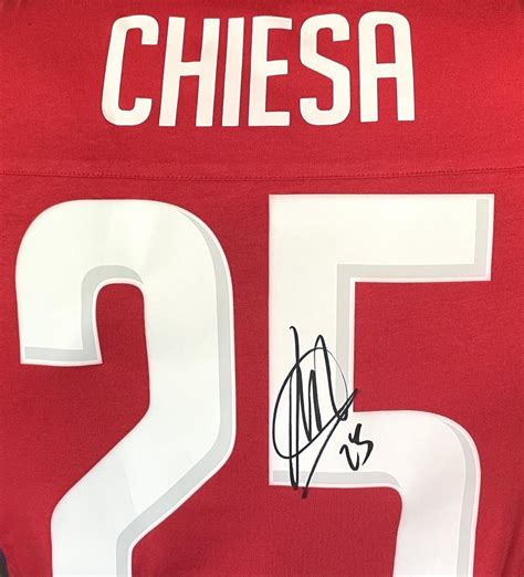 Autografo Di Federico Chiesa Su Maglia Ufficiale Store Fiorentina 2020