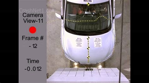 Vehicule 2013 Nissan Sentra Frontal Ncap Crash Test By Nhtsa